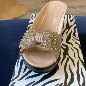 Helen’s Heart cream slids